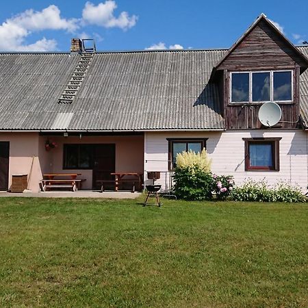 Apartamento Dzivoklis Pirmie Zalmezi Jurkalne Exterior foto