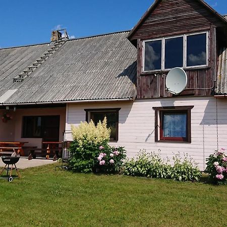 Apartamento Dzivoklis Pirmie Zalmezi Jurkalne Exterior foto