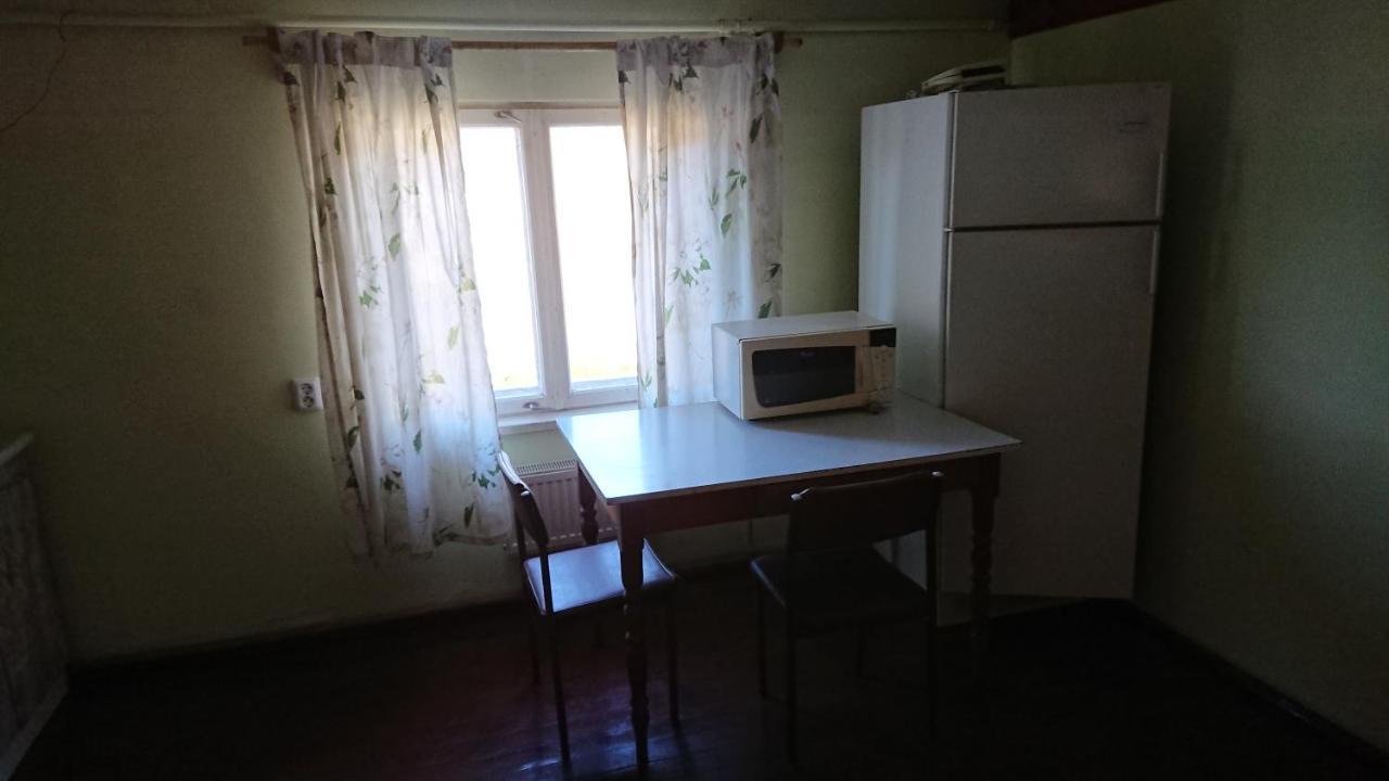 Apartamento Dzivoklis Pirmie Zalmezi Jurkalne Exterior foto