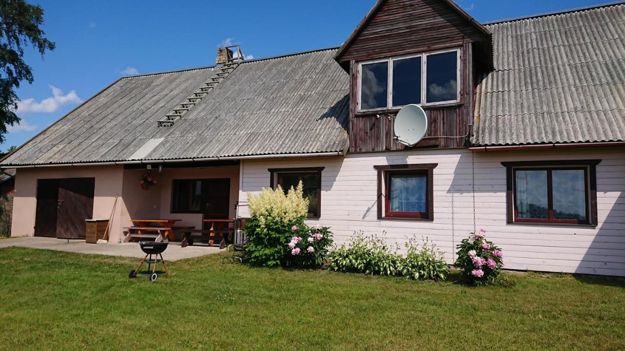 Apartamento Dzivoklis Pirmie Zalmezi Jurkalne Exterior foto